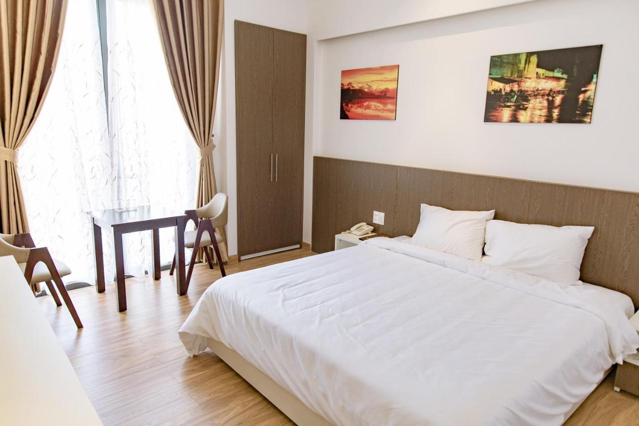 Hotel Khách Sạn Đạt Thịnh Da Lat Esterno foto